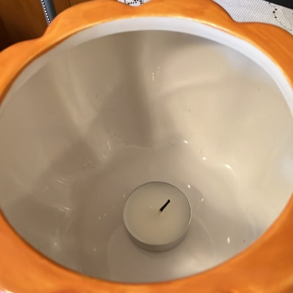 Happy Jack-o-lantern - Picture 5 of 9